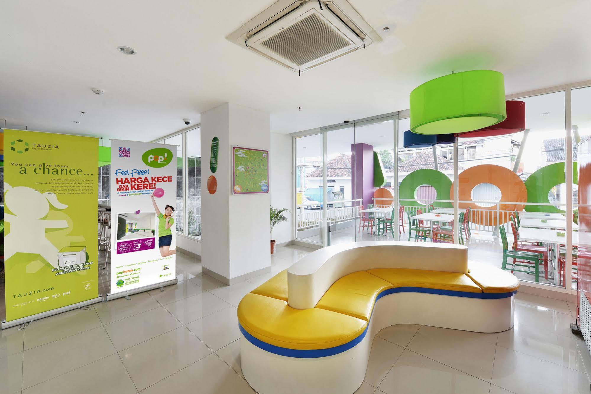 POP! Hotel Malioboro - Yogyakarta Kültér fotó