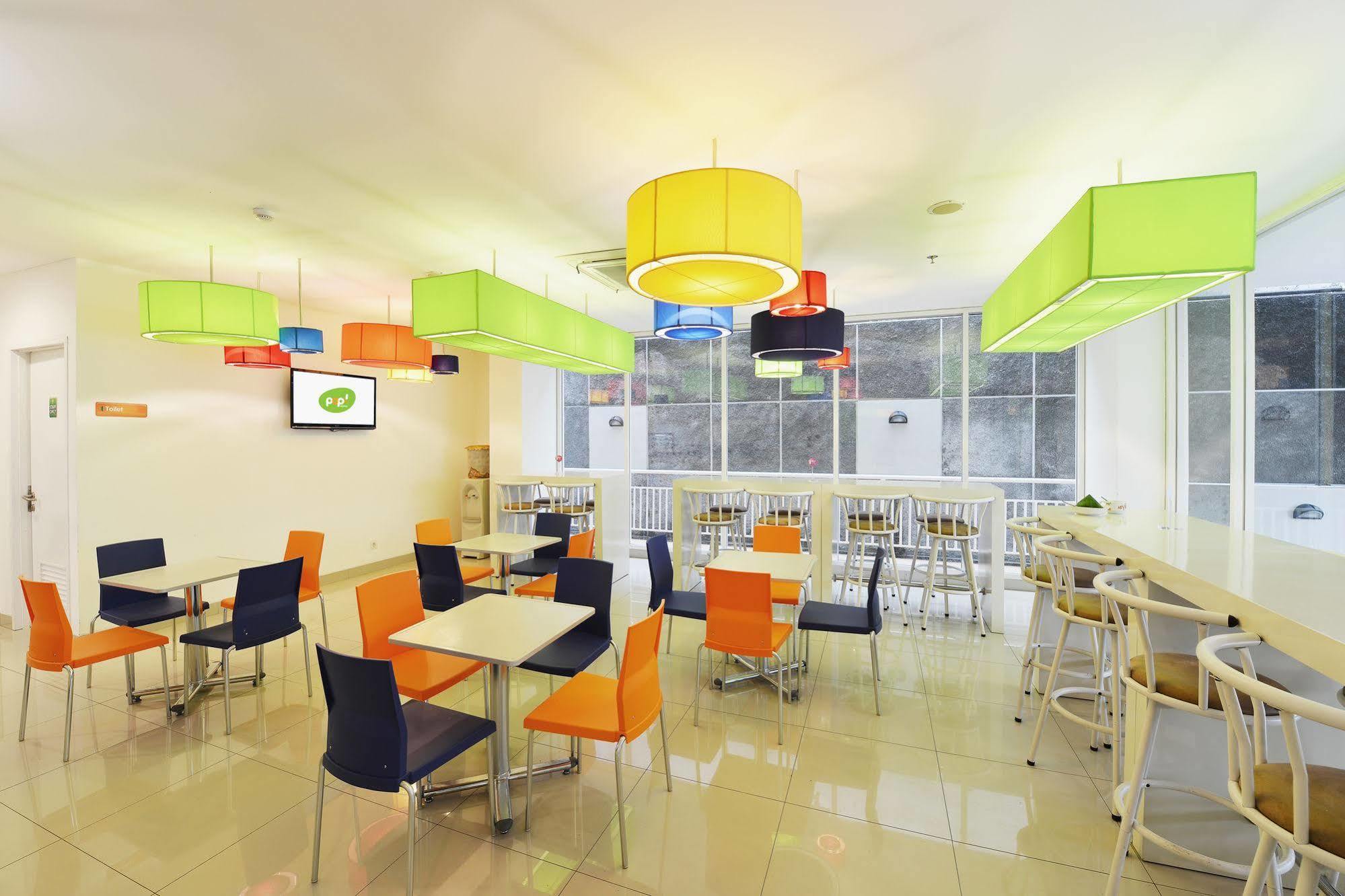 POP! Hotel Malioboro - Yogyakarta Kültér fotó