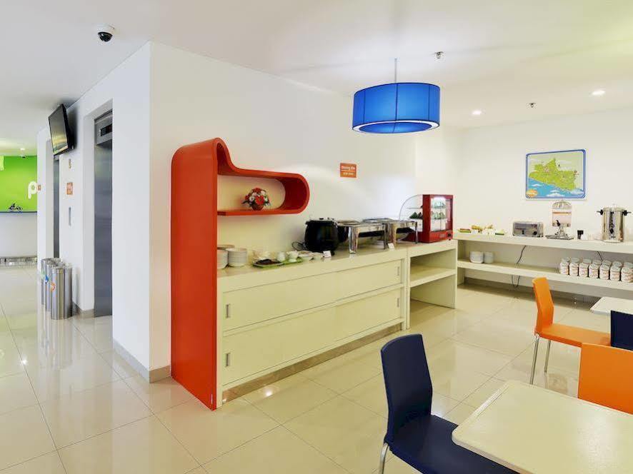 POP! Hotel Malioboro - Yogyakarta Kültér fotó
